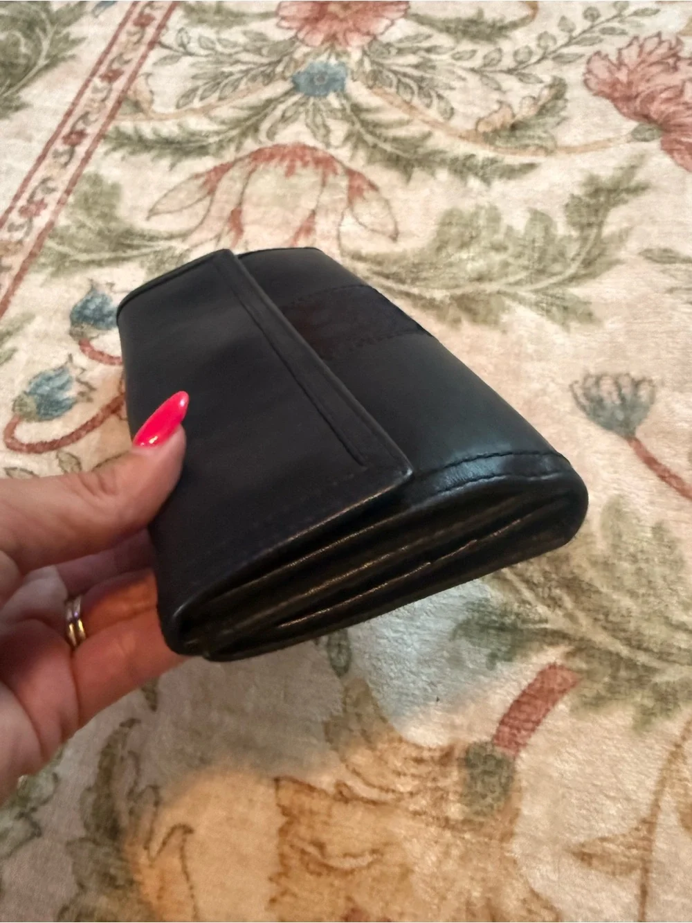Coach Vintage Y2K Hamptons Signature Trifold Wallet – Excellent Used Condition